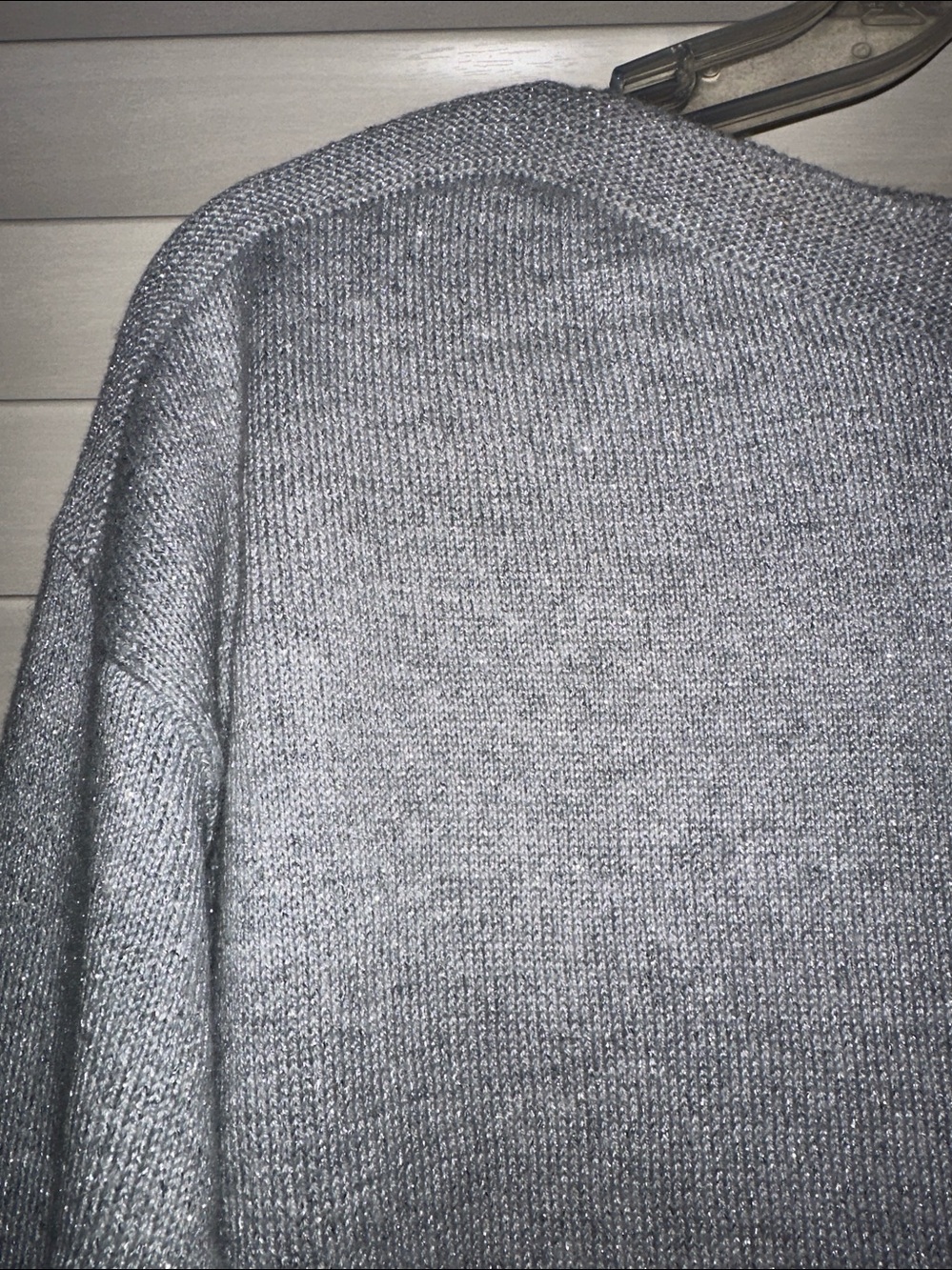 Silver Gray Metallic Shimmer Boat Neck Pullover Long Sleeve Knit Sweater Sz M/L
